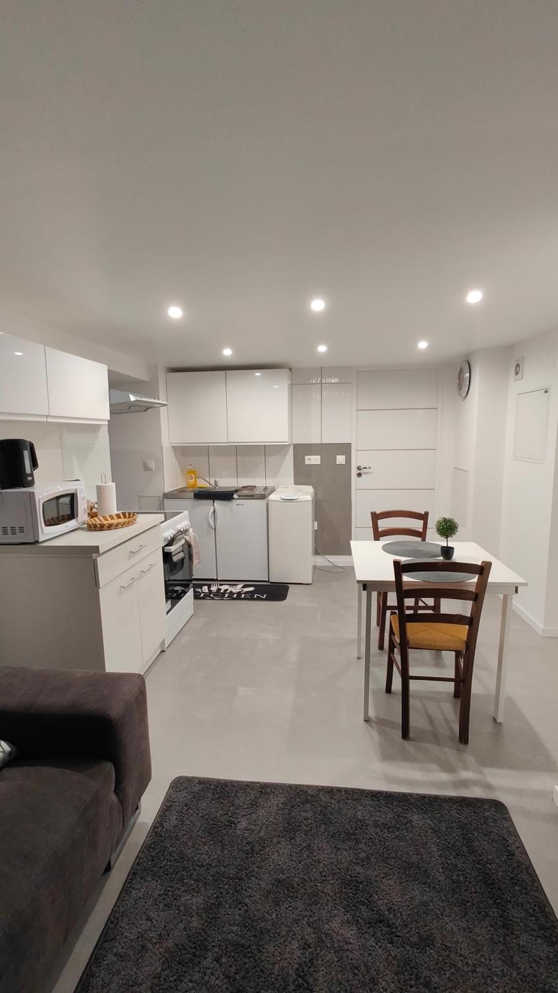 Bel Appartement F2 Entierement Renove 셀레스탓 외부 사진
